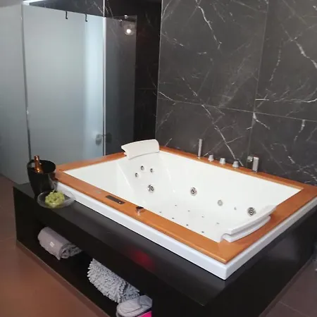 Luxurya アパート