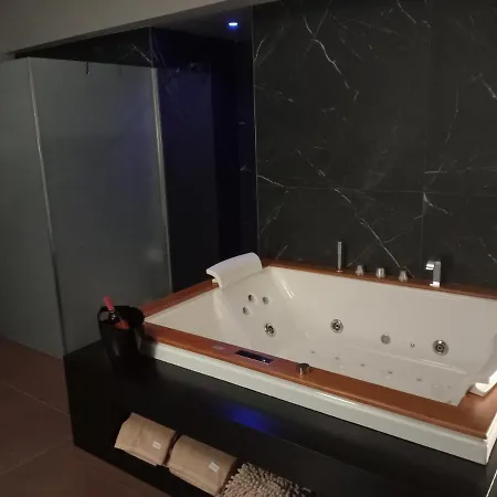 Luxurya アパート