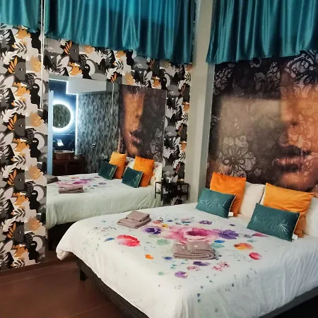 アパート Luxurya バーリ