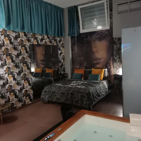 Appartement Luxurya *
