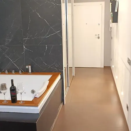 Luxurya アパート